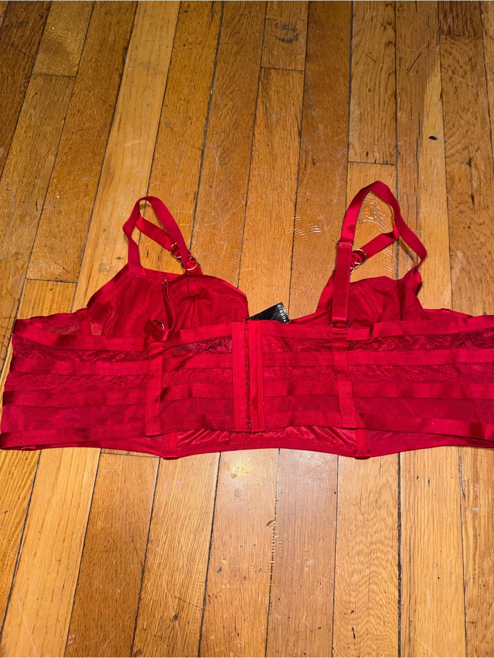 Torrid Straps & Lace Underwire Bra in Jester Red Size 3X NEW - Picture 4 of 5